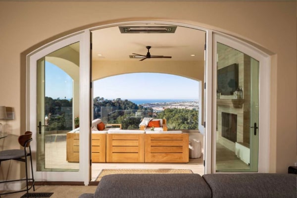 A Sanctuary High Above Del Mar 