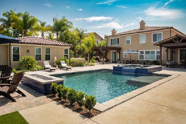 Tips For Enhancing Outdoor Living Areas Tips For Enhancing Outdoor Living Areas